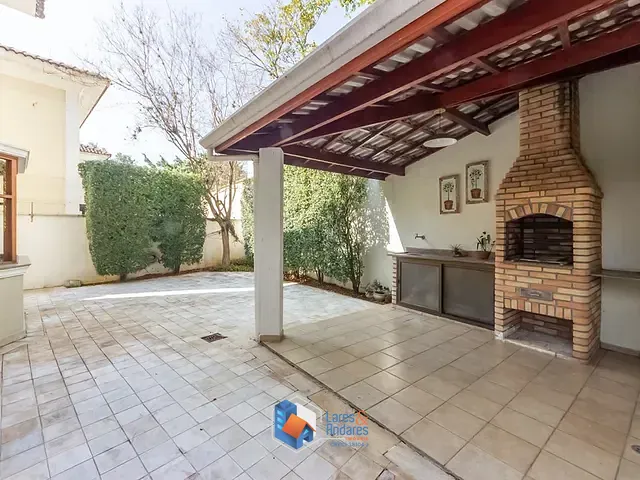 Casa 4 quartos e 6 banheiros, à venda, no bairro Jardim Cordeiro em São Paulo