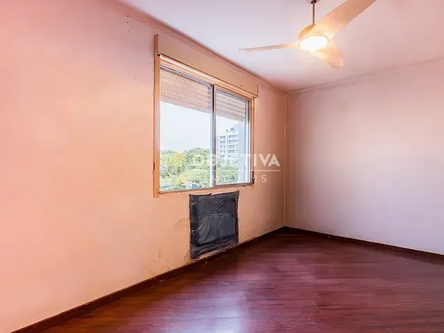 Apartamento 3 quartos e 1 banheiro, à venda, no bairro Cristo Redentor em Porto Alegre
