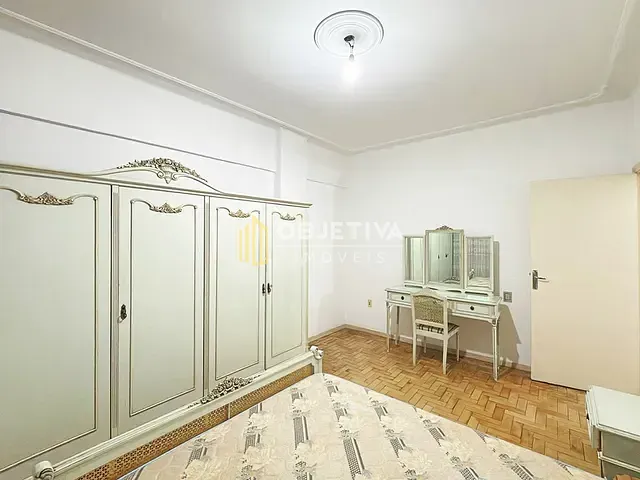 Apartamento 3 quartos e 2 banheiros, à venda, no bairro Centro Histórico em Porto Alegre