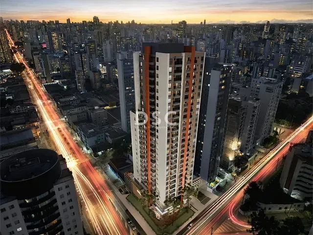 Apartamento 2 quartos e 2 banheiros, à venda, no bairro Centro em Curitiba