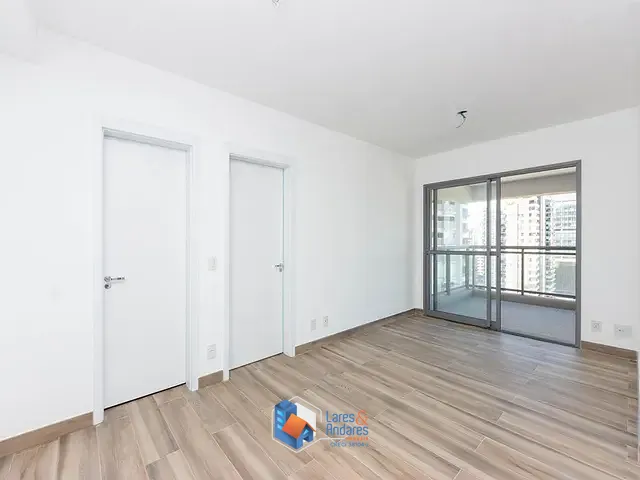 Apartamento 1 quarto e 2 banheiros, à venda, no bairro Pinheiros em São Paulo