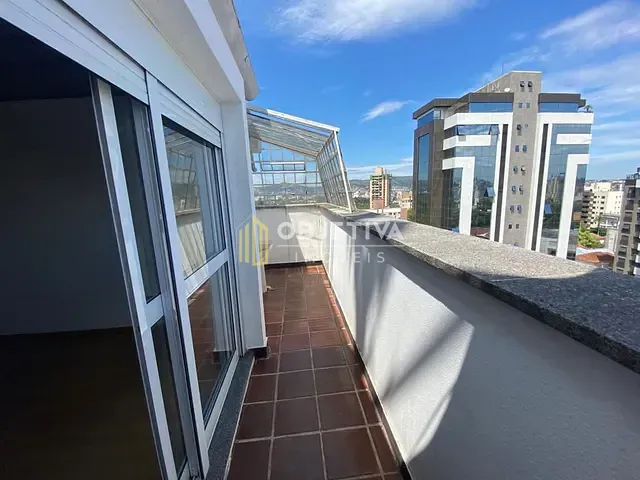 Cobertura / Penthouse 2 quartos e 2 banheiros, à venda, no bairro Rio Branco em Porto Alegre