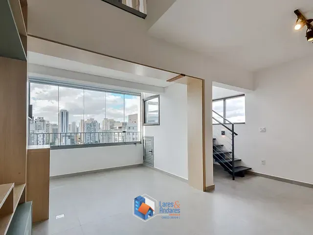 Apartamento 1 quarto e 2 banheiros, à venda, no bairro Jardim das Acácias em São Paulo