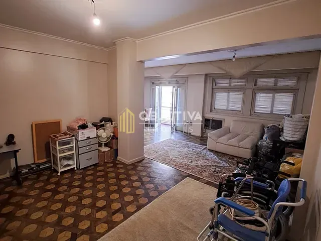 Apartamento 3 quartos e 2 banheiros, à venda, no bairro Centro Histórico em Porto Alegre