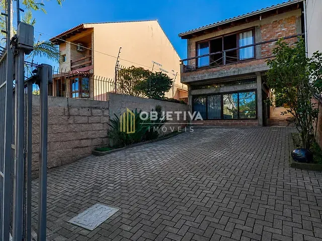 Casa 2 quartos e 3 banheiros, à venda, no bairro Bom Jesus em Porto Alegre