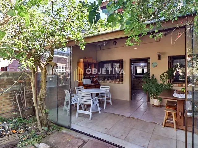 Casa 2 quartos e 3 banheiros, à venda, no bairro Bom Jesus em Porto Alegre