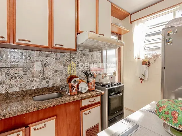 Apartamento 2 quartos e 1 banheiro, à venda, no bairro Partenon em Porto Alegre