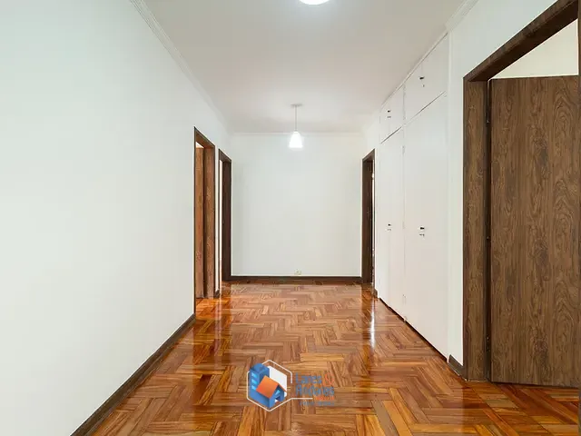 Casa 4 quartos e 5 banheiros, à venda, no bairro Alto de Pinheiros em São Paulo