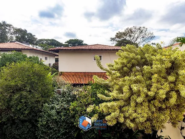 Casa 4 quartos e 5 banheiros, à venda, no bairro Alto de Pinheiros em São Paulo