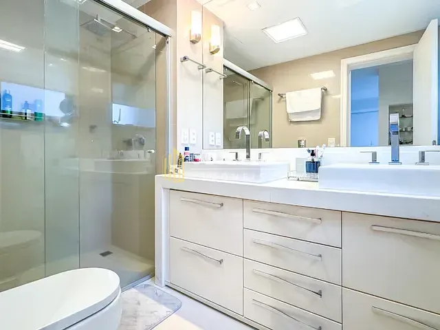 Apartamento 4 quartos e 11 banheiros, à venda, no bairro Bela Vista em Porto Alegre