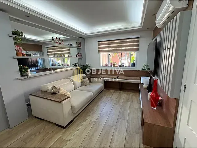 Casa 4 quartos e 2 banheiros, à venda, no bairro Centro em Canoas