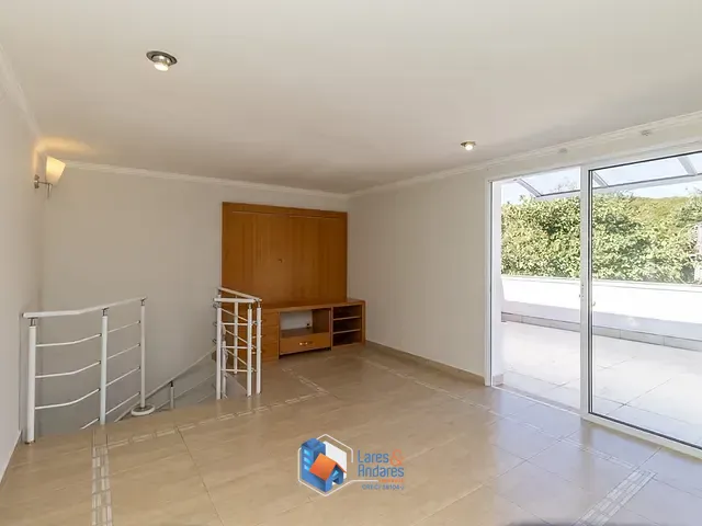 Casa 4 quartos e 5 banheiros, à venda, no bairro Jardim Cordeiro em São Paulo