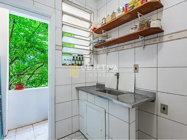 Apartamento 1 quarto e 1 banheiro, à venda, no bairro São João em Porto Alegre