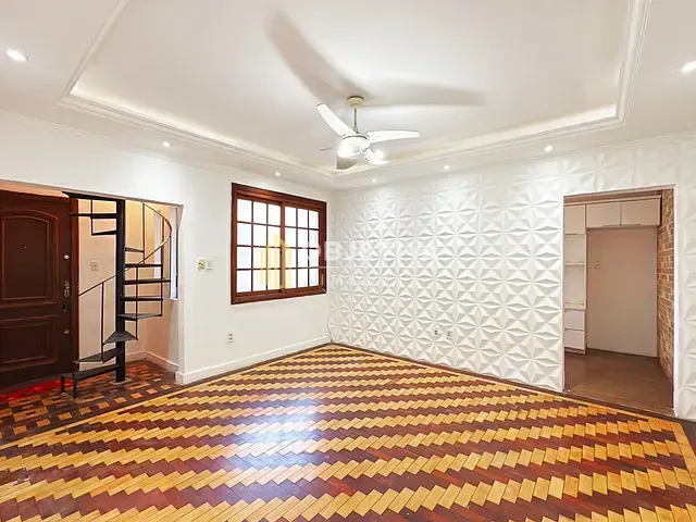 Cobertura / Penthouse 3 quartos e 3 banheiros, à venda, no bairro Cidade Baixa em Porto Alegre
