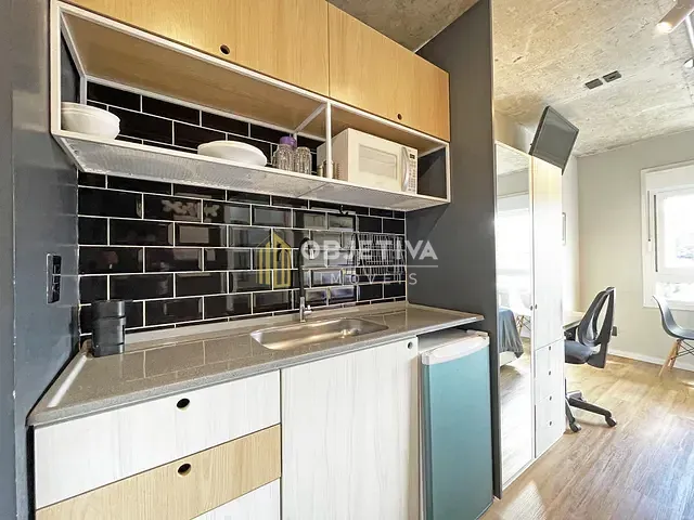 Apartamento 1 quarto e 1 banheiro, à venda, no bairro Santa Cecília em Porto Alegre