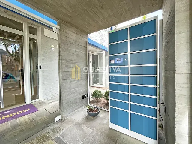 Apartamento 1 quarto e 1 banheiro, à venda, no bairro Santa Cecília em Porto Alegre
