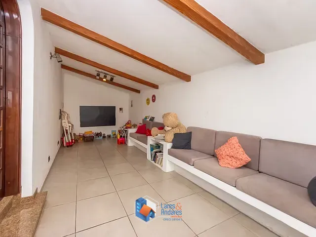 Casa 3 quartos e 3 banheiros, à venda, no bairro Jardim Aeroporto em São Paulo