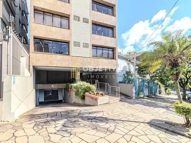 Sala à venda, no bairro Petrópolis em Porto Alegre