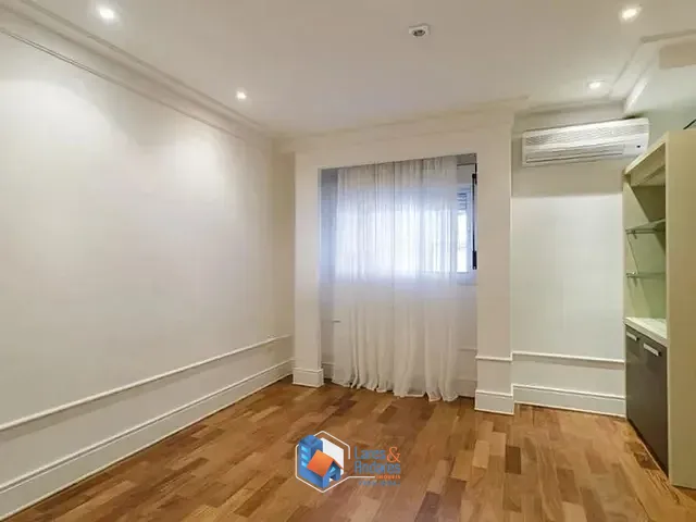 Casa 5 quartos e 8 banheiros, à venda, no bairro Indianópolis em São Paulo