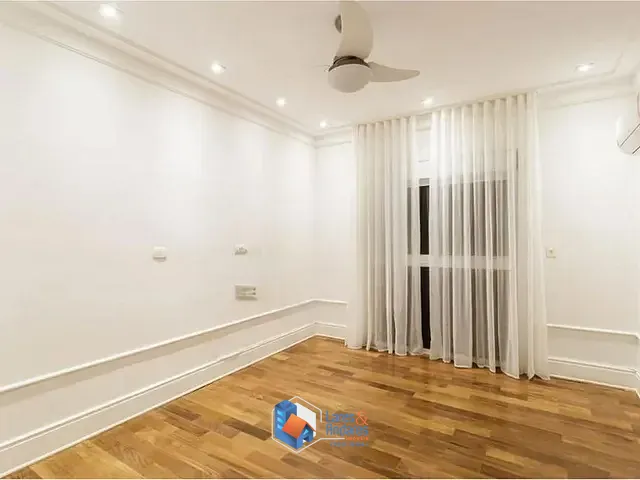 Casa 5 quartos e 8 banheiros, à venda, no bairro Indianópolis em São Paulo