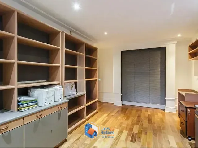 Casa 5 quartos e 8 banheiros, à venda, no bairro Indianópolis em São Paulo