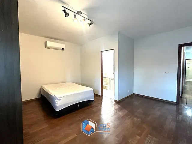 Casa 3 quartos e 4 banheiros, à venda, no bairro Planalto Paulista em São Paulo