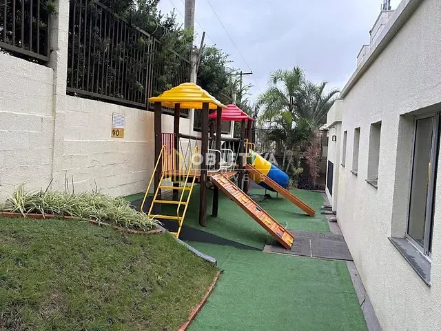 Apartamento 2 quartos e 1 banheiro, à venda, no bairro Jardim Leopoldina em Porto Alegre