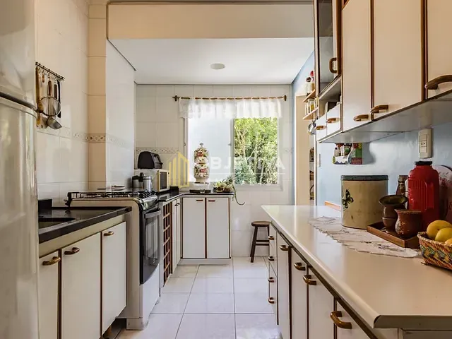 Apartamento 3 quartos e 2 banheiros, à venda, no bairro Teresópolis em Porto Alegre