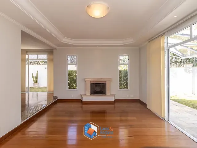 Casa 4 quartos e 5 banheiros, à venda, no bairro Jardim Cordeiro em São Paulo