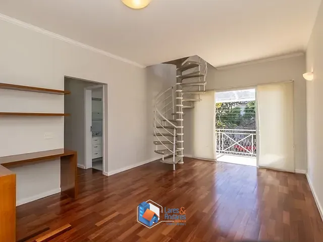 Casa 4 quartos e 5 banheiros, à venda, no bairro Jardim Cordeiro em São Paulo