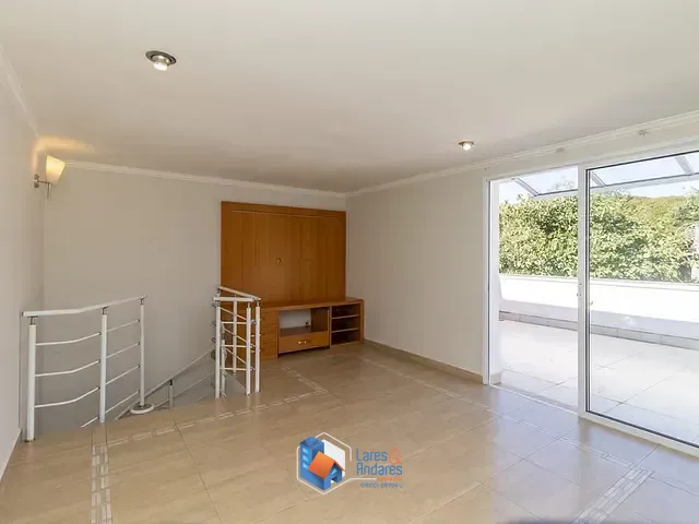 Casa 4 quartos e 5 banheiros, à venda, no bairro Jardim Cordeiro em São Paulo