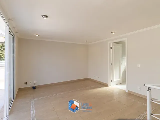 Casa 4 quartos e 5 banheiros, à venda, no bairro Jardim Cordeiro em São Paulo