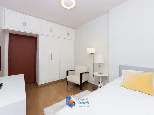 Casa 4 quartos e 4 banheiros, à venda, no bairro Alto da Boa Vista em São Paulo