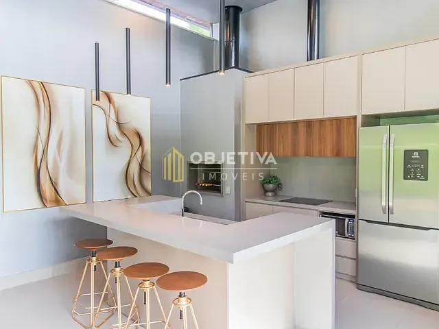 Apartamento 2 quartos e 4 banheiros, à venda, no bairro Petrópolis em Porto Alegre