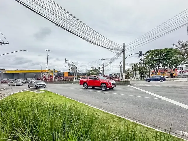 Terreno à venda, no bairro Socorro em São Paulo
