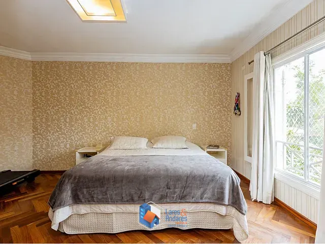 Casa 4 quartos e 6 banheiros, à venda, no bairro Jardim Cordeiro em São Paulo