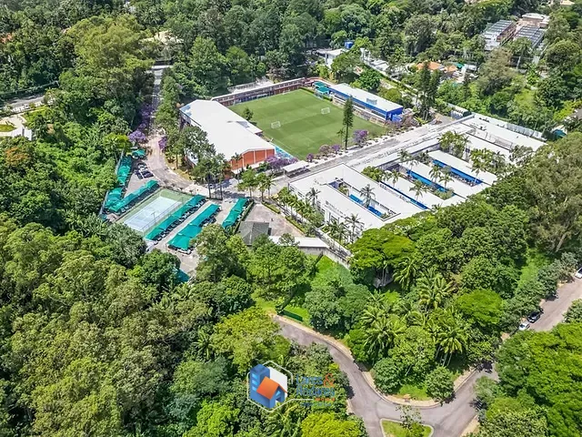 Terreno à venda, no bairro Chácara Flora em São Paulo