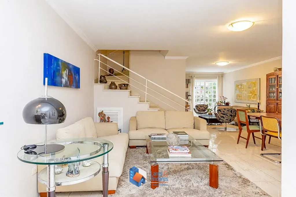 Casa, 4 quartos, 260 m² - Foto 1