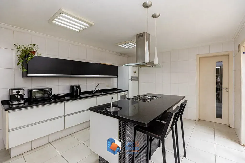 Casa, 4 quartos, 260 m² - Foto 25