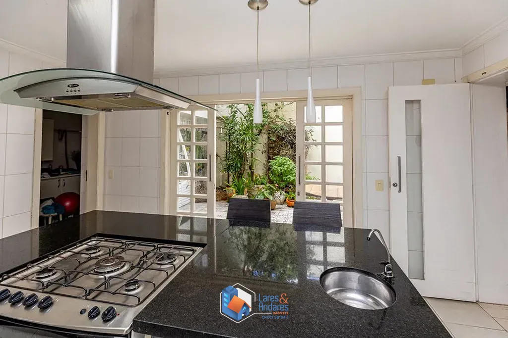 Casa, 4 quartos, 260 m² - Foto 43