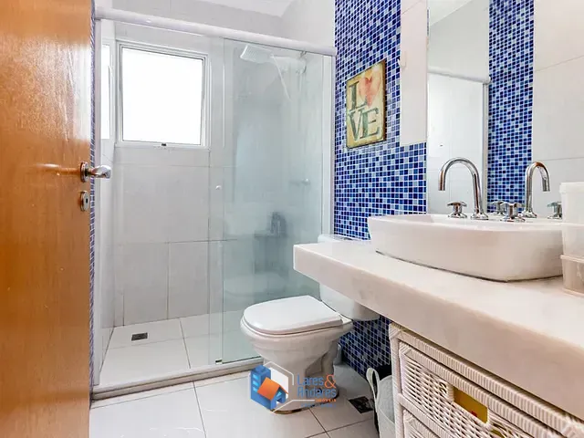 Casa 4 quartos e 6 banheiros, à venda, no bairro Mirandópolis em São Paulo