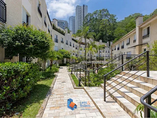 Casa 3 quartos e 3 banheiros, à venda, no bairro Vila Andrade em São Paulo