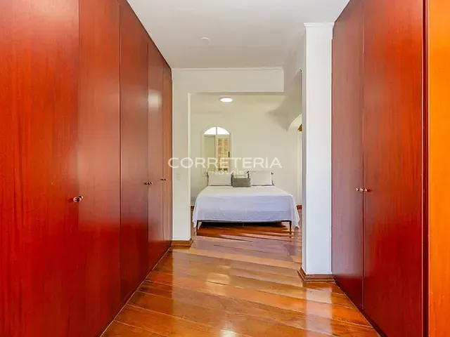 Casa 4 quartos e 7 banheiros, à venda, no bairro Alto da Boa Vista em São Paulo