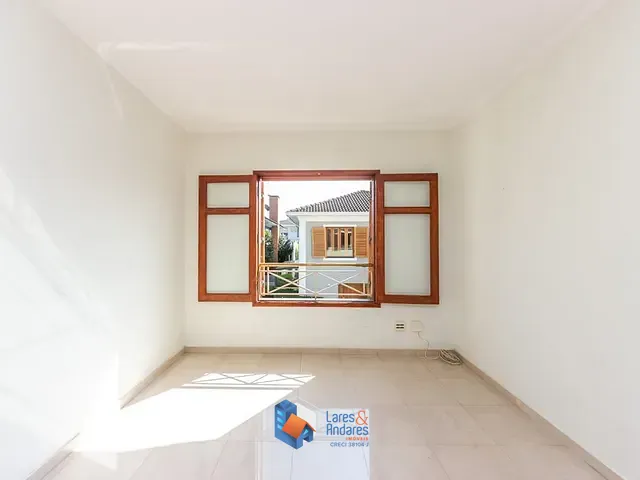 Casa 4 quartos e 6 banheiros, à venda, no bairro Jardim Cordeiro em São Paulo