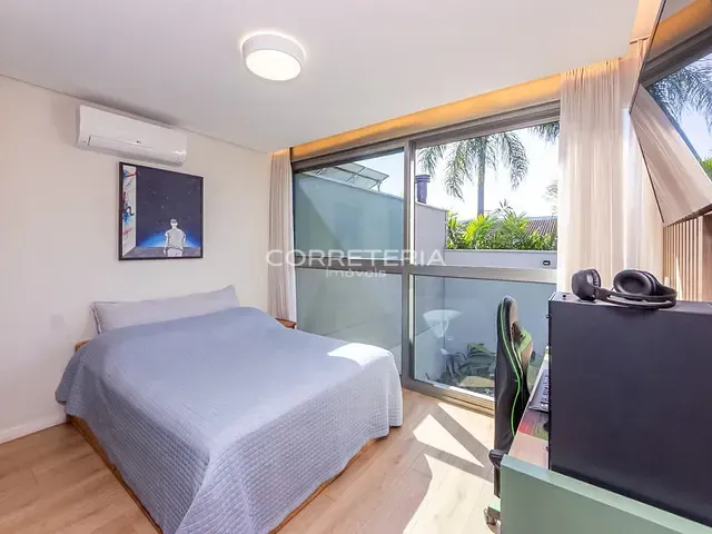Casa 3 quartos e 5 banheiros, à venda, no bairro Alto da Boa Vista em São Paulo