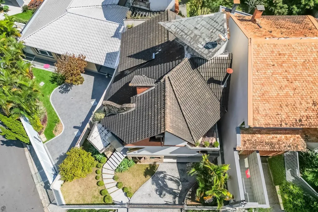 Casa à venda 4 Quartos 2 Suites 4 Vagas 237M² Jardim Marajoara São Paulo - SP