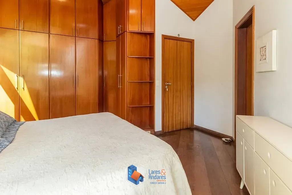 Casa, 4 quartos, 237 m² - Foto 13