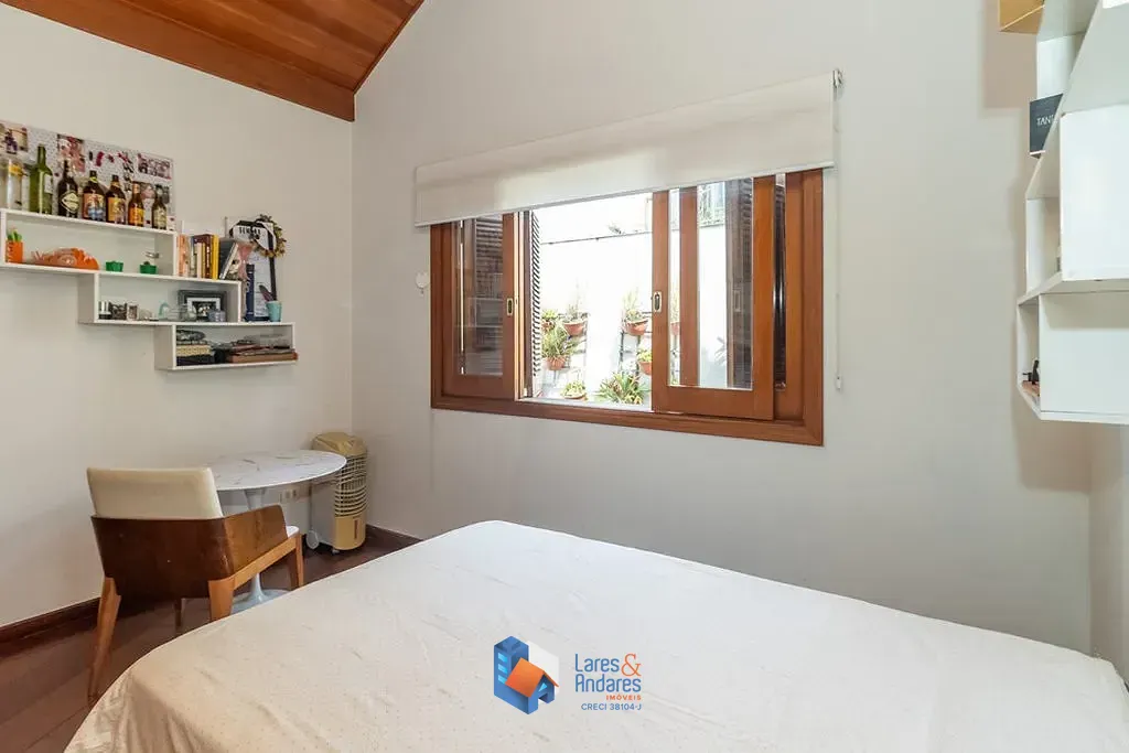Casa, 4 quartos, 237 m² - Foto 8