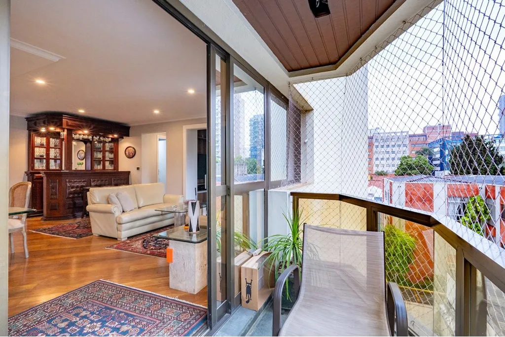 Apartamento à venda 3 Quartos 2 Suites 2 Vagas 131M² Vila Olímpia São Paulo - SP