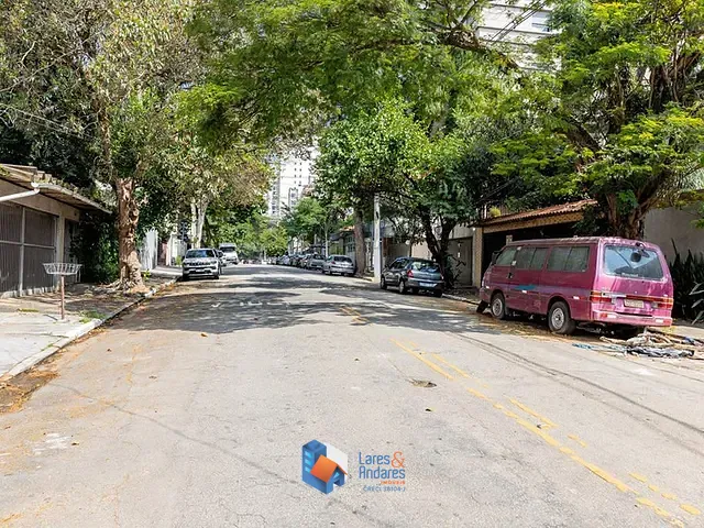Casa 3 quartos e 2 banheiros, à venda, no bairro Campo Belo em São Paulo
